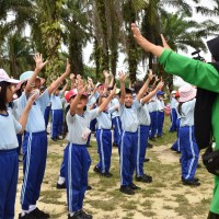 Kegiatan Outdoor Study Kelas II ke D'Fidau Park Riau | SD METTA MAITREYA